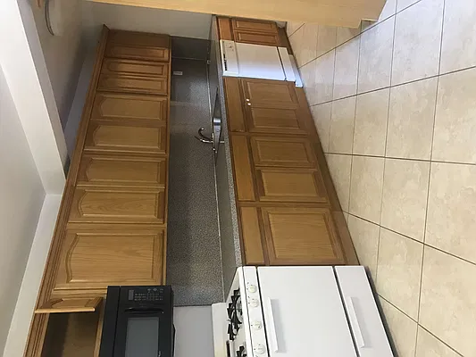 Rented by Giaps Realty Group LLC | media 22