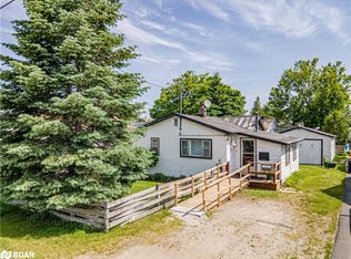 132 Dunedin St, Orillia, ON L3V 5T7
