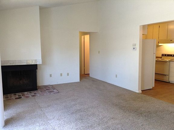 4th image of 507 Downie St #507