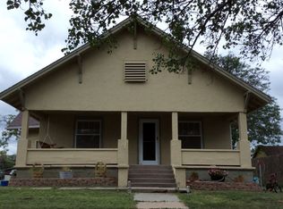 573 6th St, Phillipsburg, KS 67661