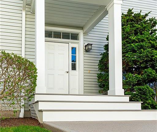 5th image of 22 Sea Grass Dr