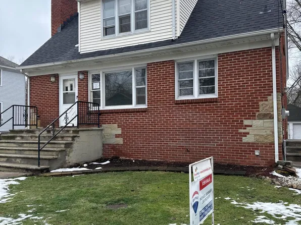 2134 Woodward Ave, Kalamazoo, MI 49007