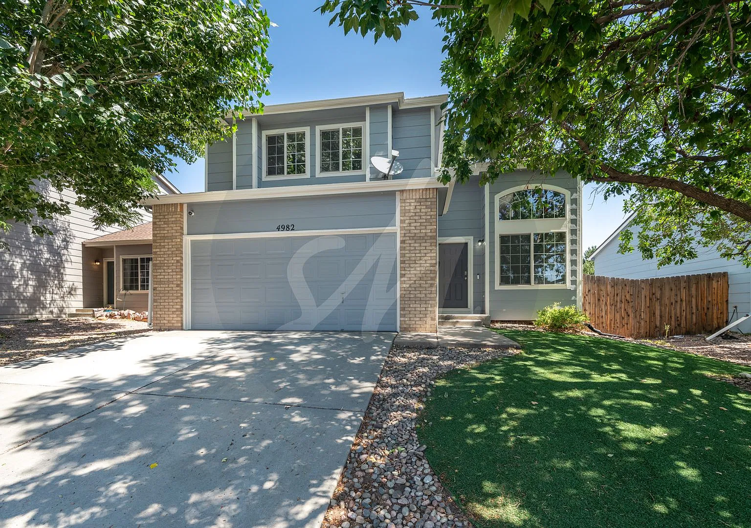 East Side Home with a Large Back Yard! — Photo 1