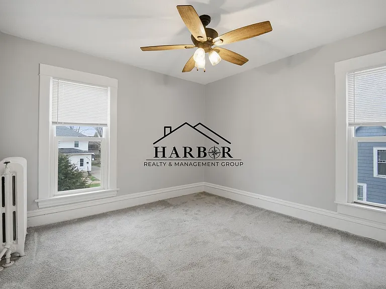 401 3rd Ave SW — Photo 17