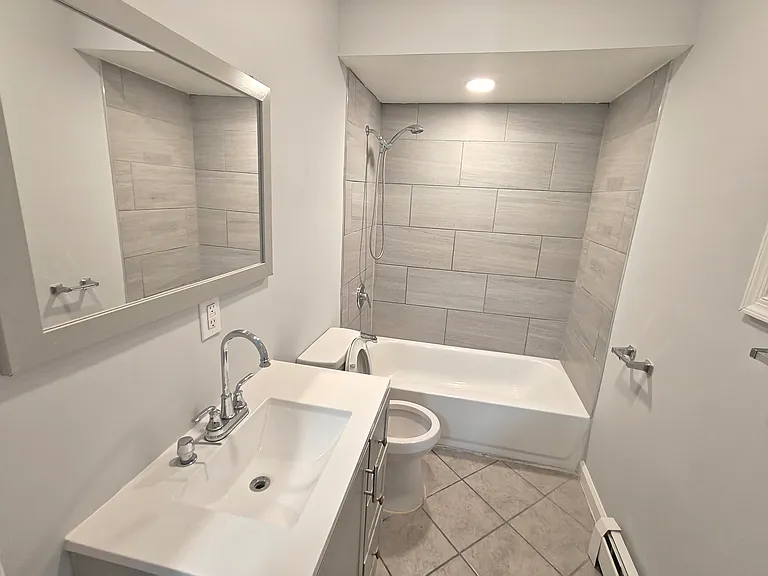 317 Market St #1 — Photo 7