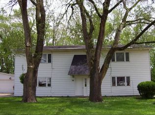 310 Ellen Ave #3, Savoy, IL