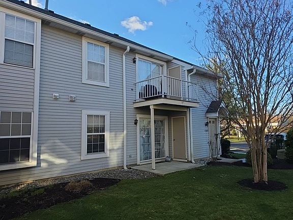 3rd image of 1808 Ralston Dr