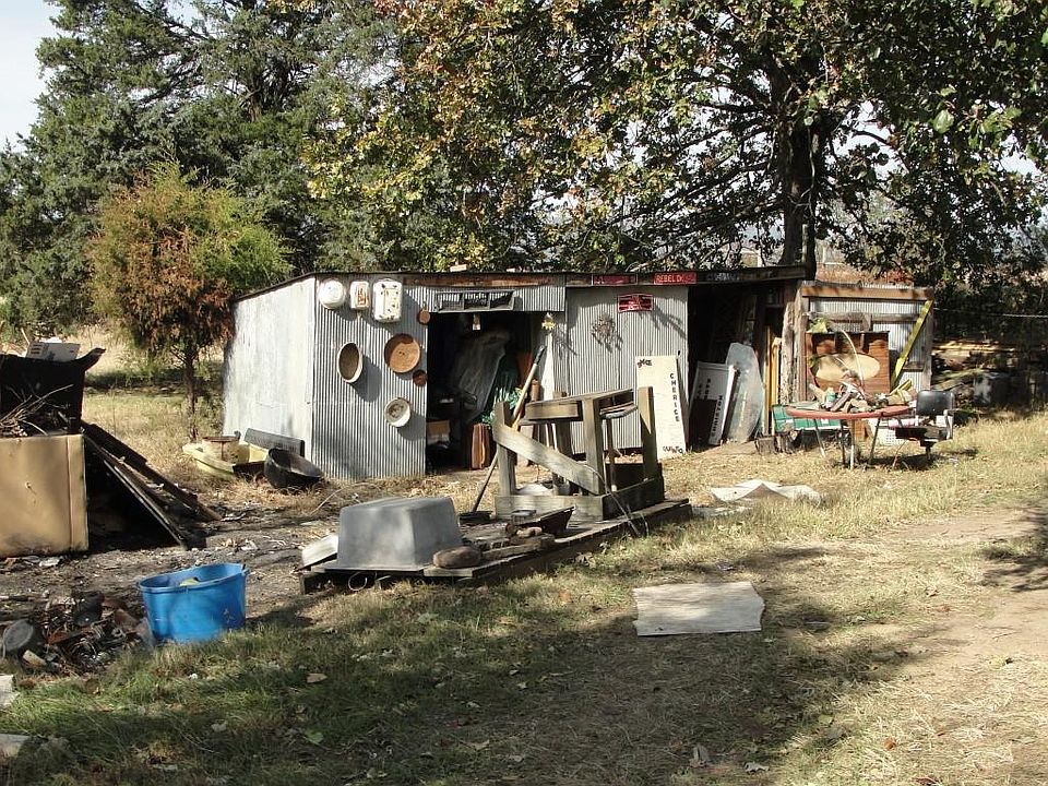 2nd image of 1164 County Road 3251