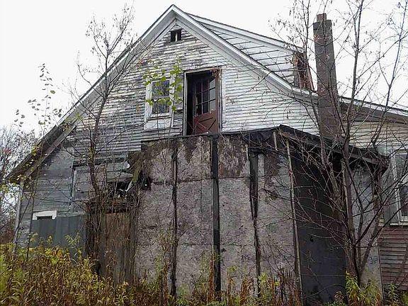 4th image of 46 Gaskin Cir