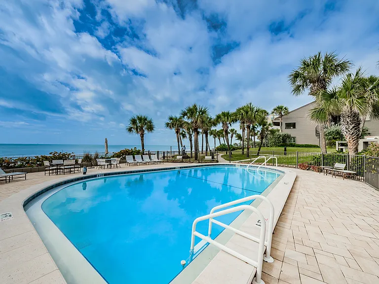 16800 Gulf Blvd #9 — Photo 26
