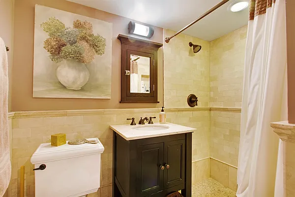 Sold by Corcoran | media 8