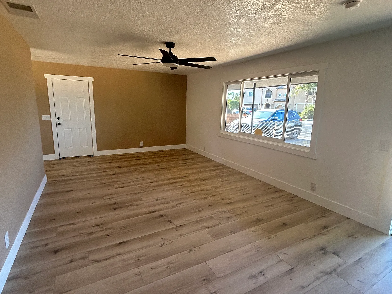 2 bed, 748 sqft, $1,550 — Photo 4