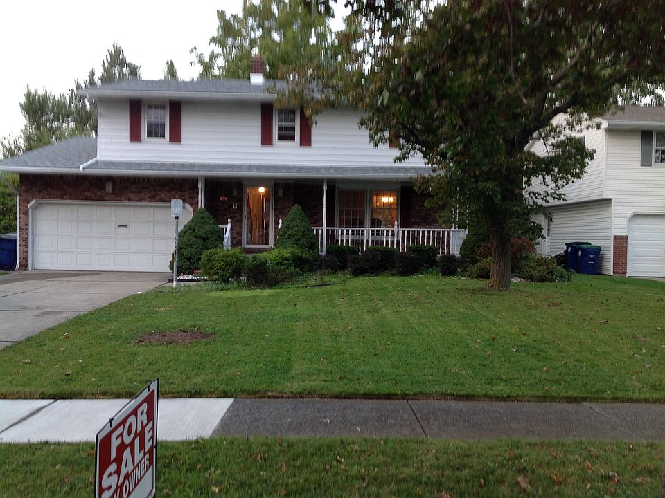 1st image of 24 Brookdale Dr