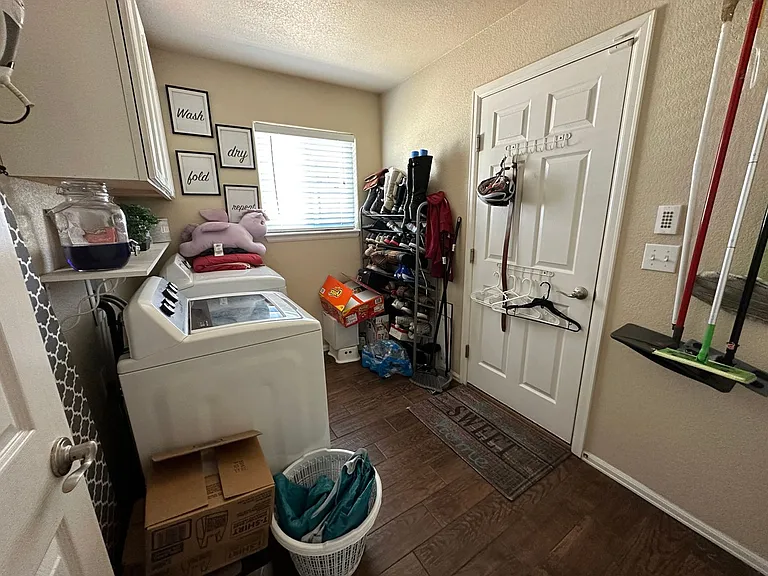 4926 Spokane Way — Photo 8