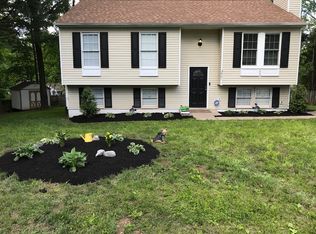 6921 Ridge Way Dr, Fredericksburg, VA 22407