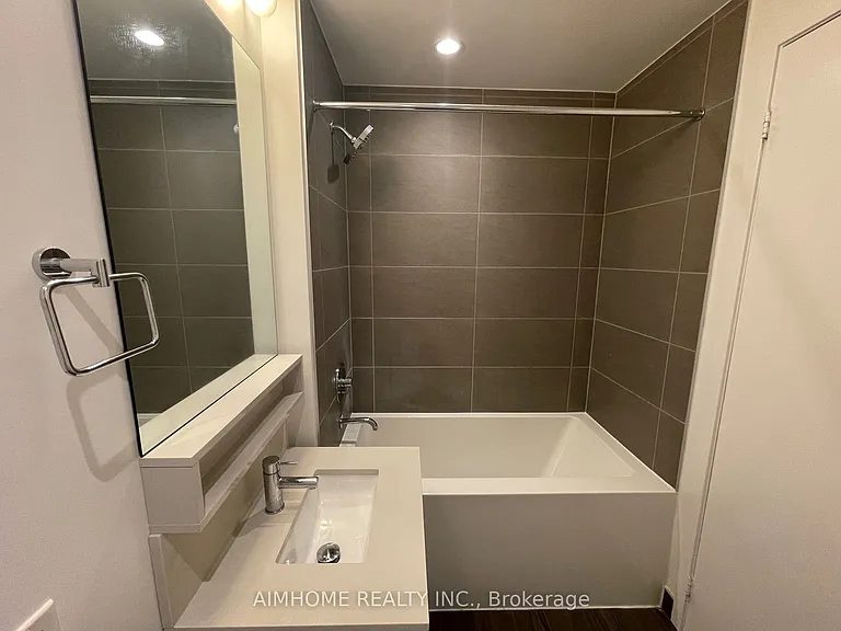 950 Portage Pkwy #2207 — Photo 14
