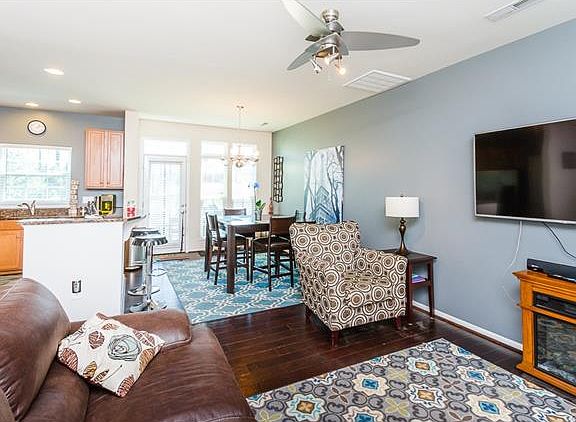 5th image of 8103 Barrowden Ct #8103
