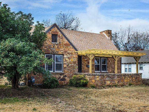 4th image of 1640 S Indianapolis Ave