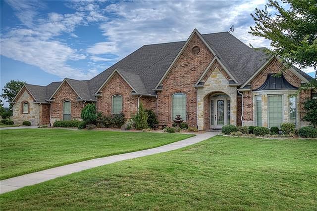 1st image of 3099 Legacy Oaks Cir