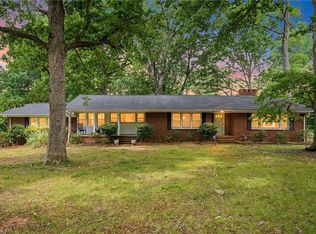 411 Arbor Dr, Lexington, NC 27292