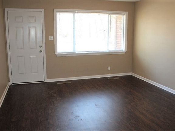 5th image of 4602 Buena Vista Dr