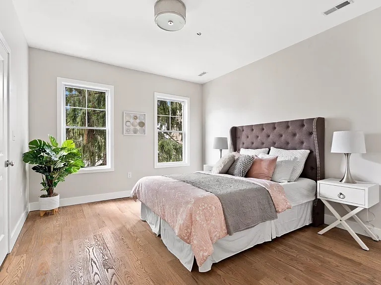 71 Ruthven St #3 — Photo 8