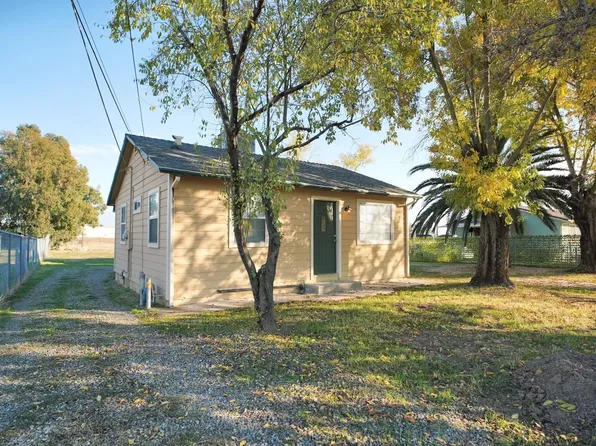 7050 34th St, North Highlands, CA 95660