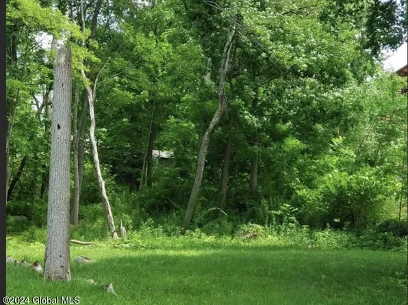 95 Lemont Avenue, Corinth, NY 12822