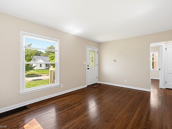 5th image of 1243 Woodward Ave