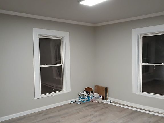 2nd image of 32 Prospect St #1