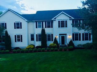 105 Far Horizons Dr, Shelton, CT 06484