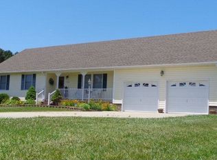 301 Betty Dr, Elizabeth City, NC 27909