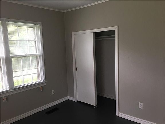 5th image of 5122 Beach Cutoff