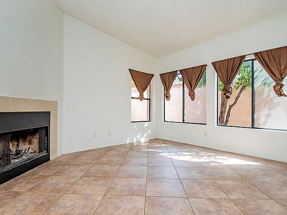 5th image of 2521 N Palo Dulce Dr