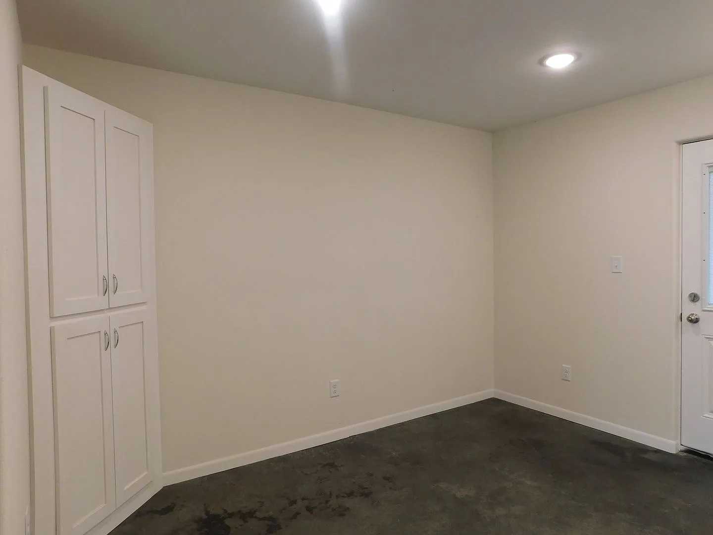Modern 3 bedroom, 2 bath duplex in Van Buren, AR — Photo 3