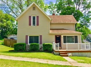 415 E Howard St, Colfax, IA 50054