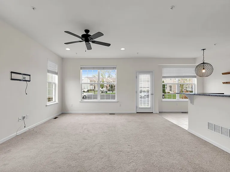 245 Snapdragon Way — Photo 36