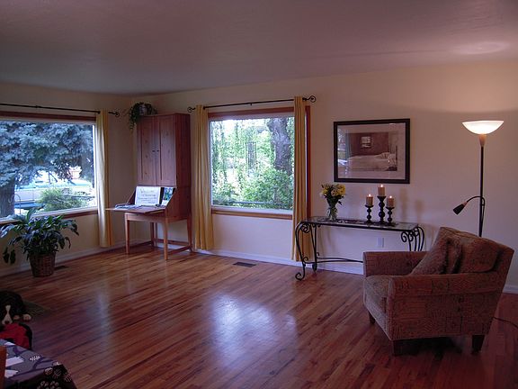 2nd image of 1208 8th Ave NW