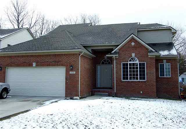 1st image of 1122 Woodslee Dr