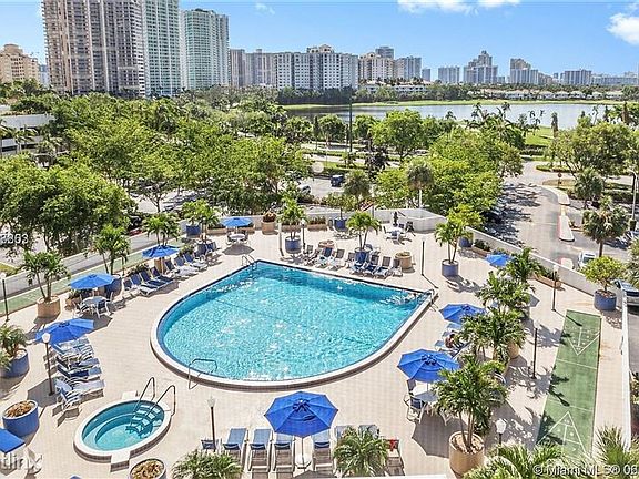 3rd image of 3731 N Country Club Dr APT 1422