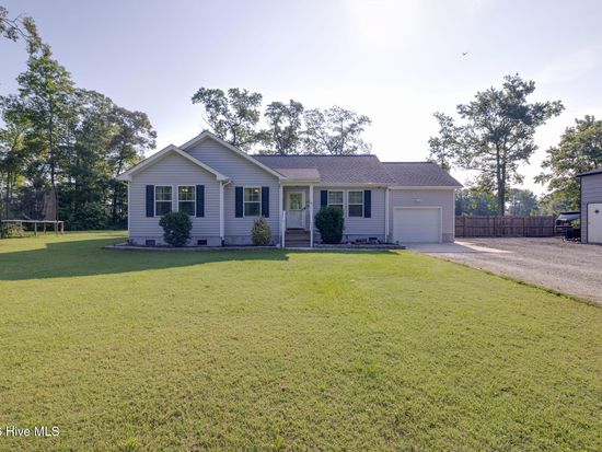 100 Walnut Acres Way, Barco, NC 27917