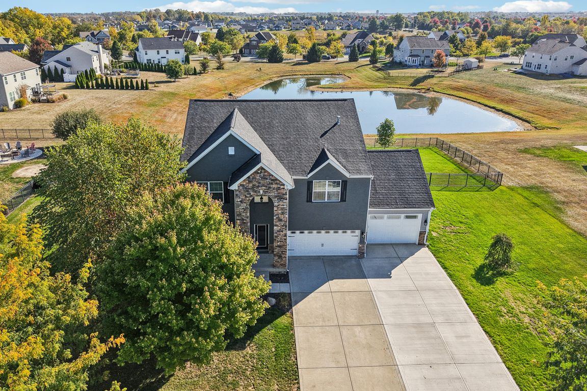 Henady Crossing-S1510-001.jpg