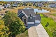 Henady Crossing-S1510-001.jpg