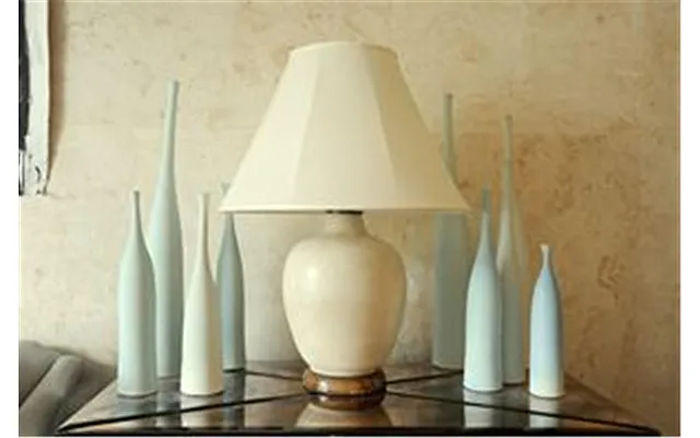 Sold by Douglas Elliman | media 20