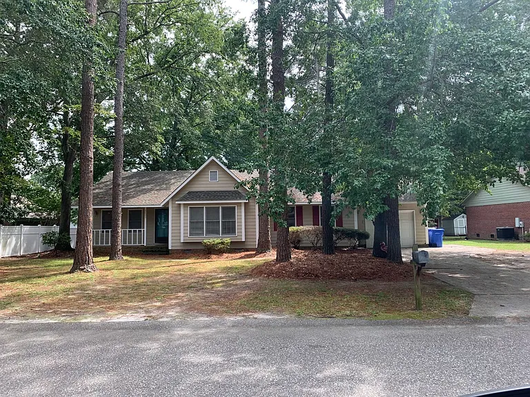 5805 Tuckertown Ln — Photo 1