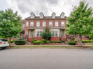 7051 Sunnywood Dr, Nashville, TN 37211