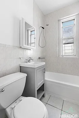 Rented by Mirador Real Estate | media 9