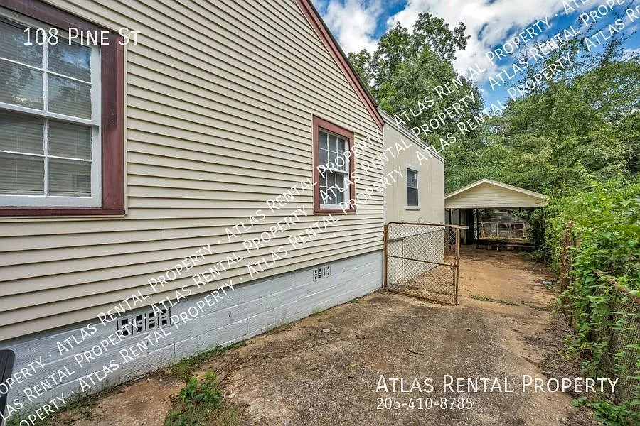 Exciting Opportunity Near Shopping and Entertainment! — Photo 3
