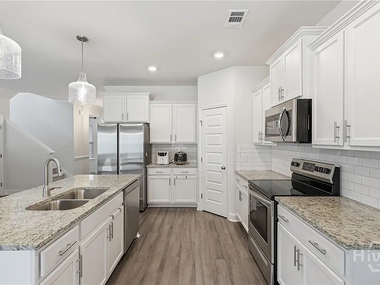 165 Brennan Dr — Photo 15
