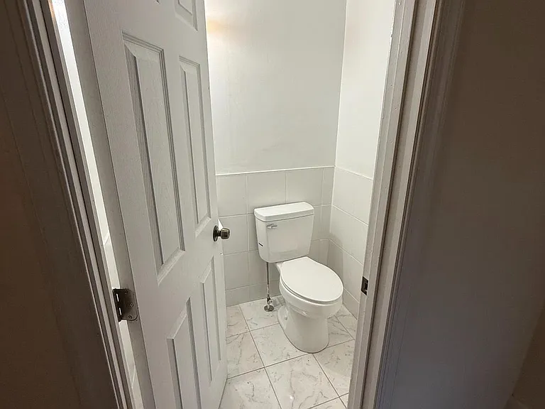 3309 Brighton St — Photo 16